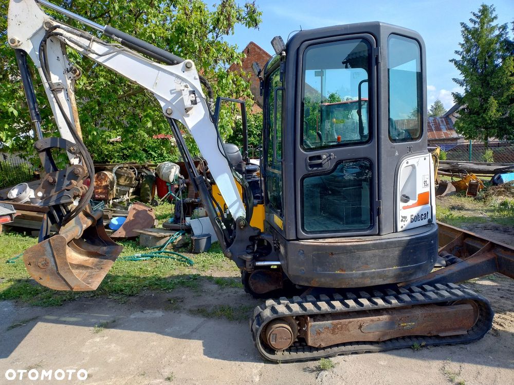 Bobcat E25