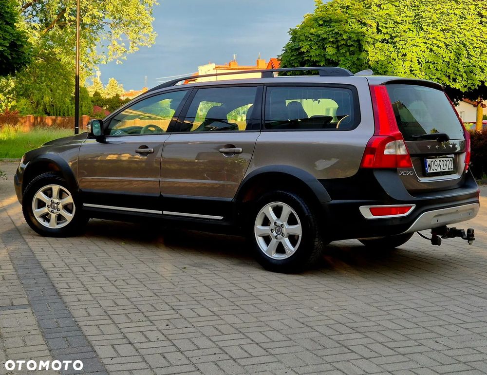 Volvo XC 70 3.2 AWD Momentum - 11