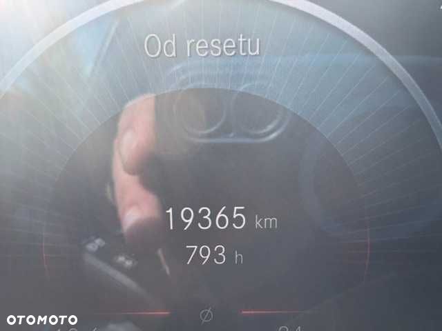 Mercedes-Benz GLA - 6