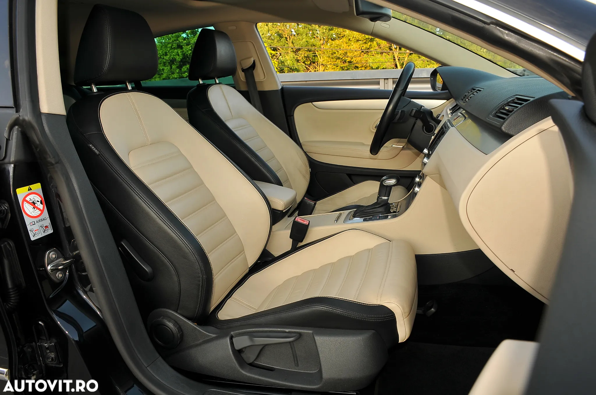 Volkswagen Passat CC 2.0 TDI BlueMotion Technology DSG Exclusive - 13