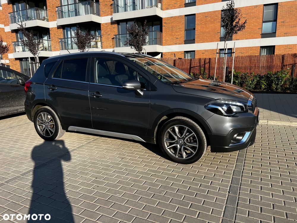 Suzuki SX4 S-Cross 1.0 T Premium - 4