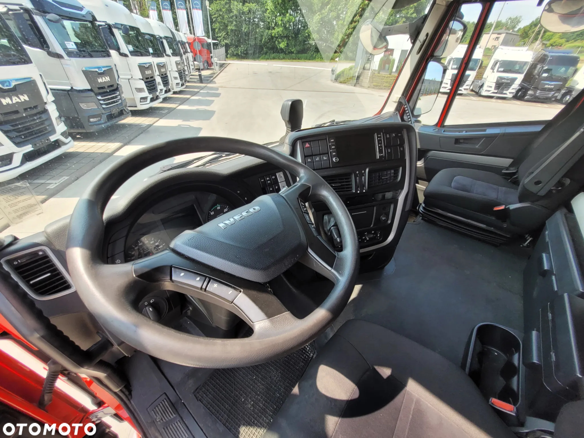 Iveco STRALIS NP 460 LNG / RETARDER / PODNOSZONA OŚ - 12