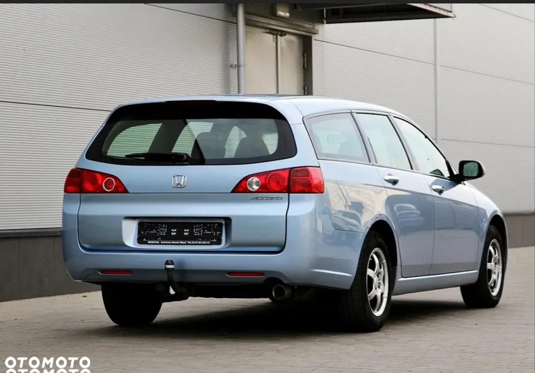 Honda Accord 2.0 Comfort - 2