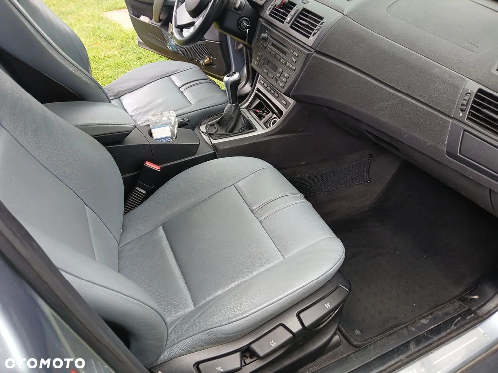 BMW X3 xDrive20i - 17