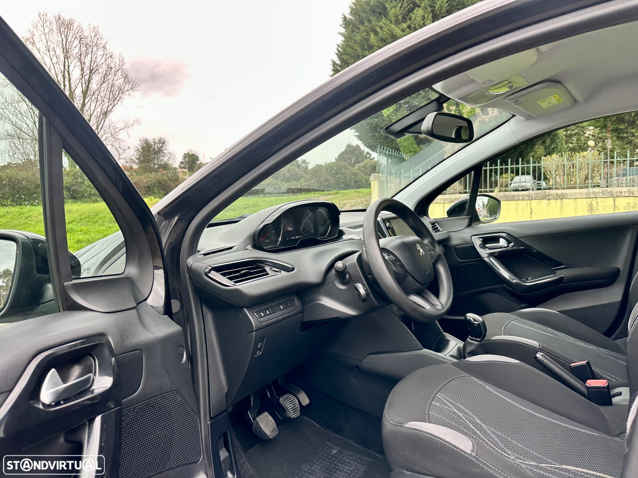 Peugeot 208 PureTech 68 Access - 14