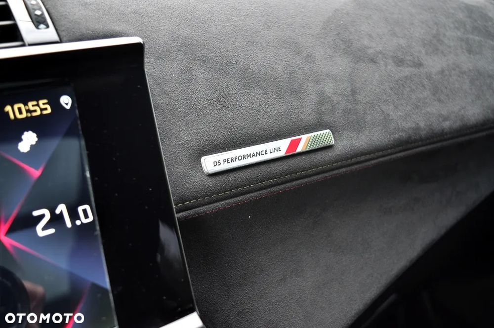 DS Automobiles DS 7 Crossback 1.6 PureTech Performance Line + - 28