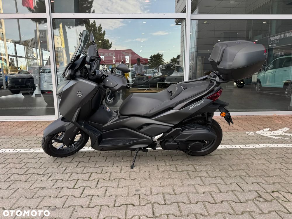 Yamaha X-max - 5