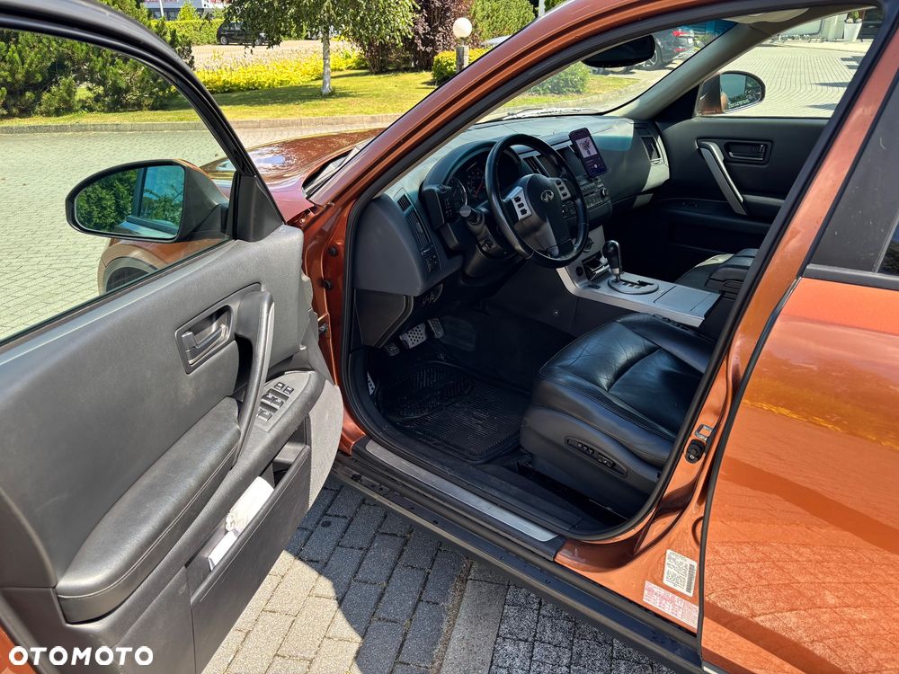Infiniti FX - 19