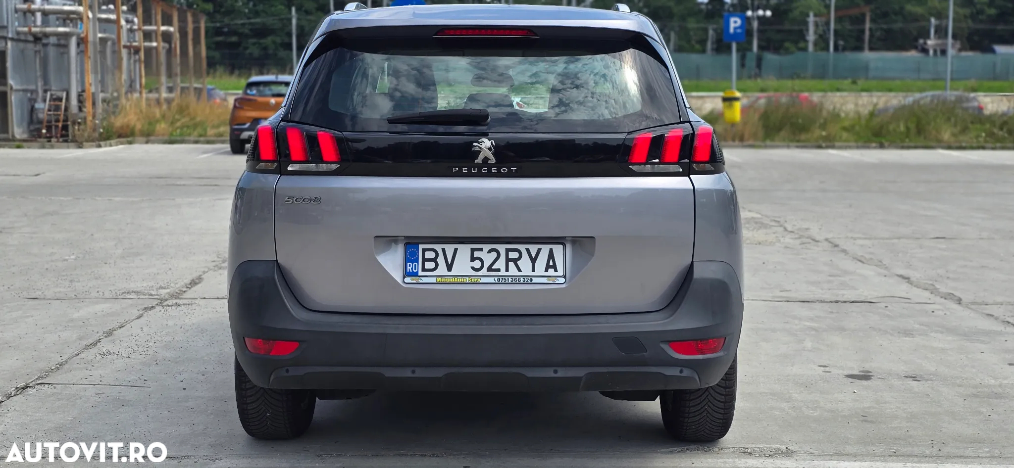 Peugeot 5008 1.2 Puretech Turbo s&s Active - 22