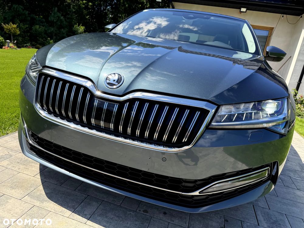 Skoda Superb 2.0 TDI SCR 4x4 Sportline DSG - 9