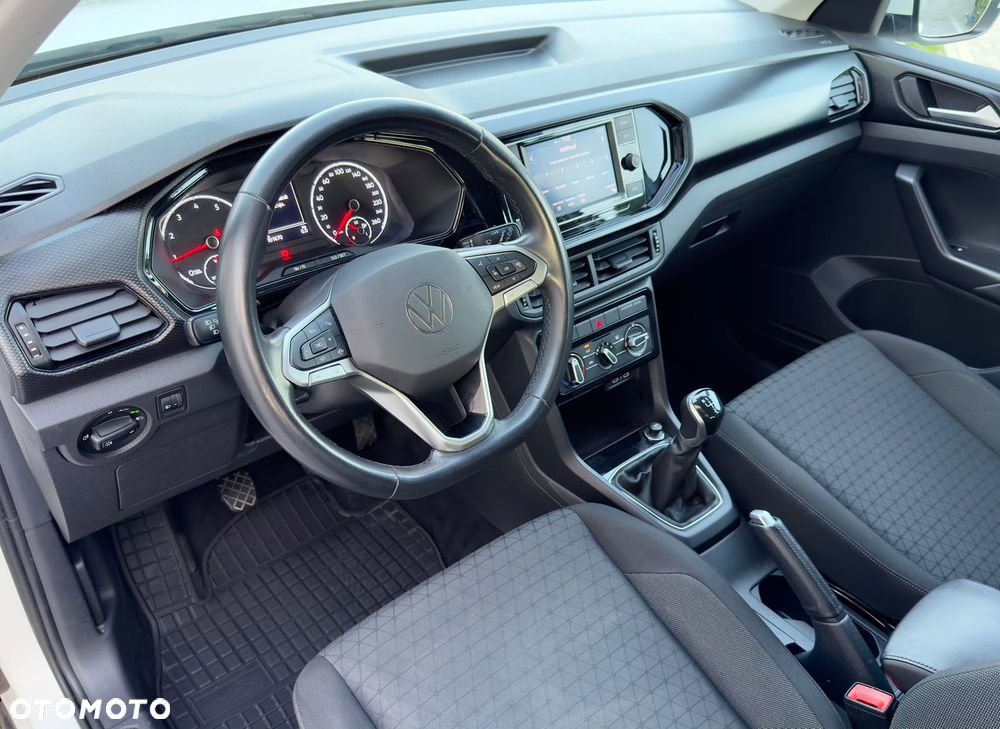 Volkswagen T-Cross - 20