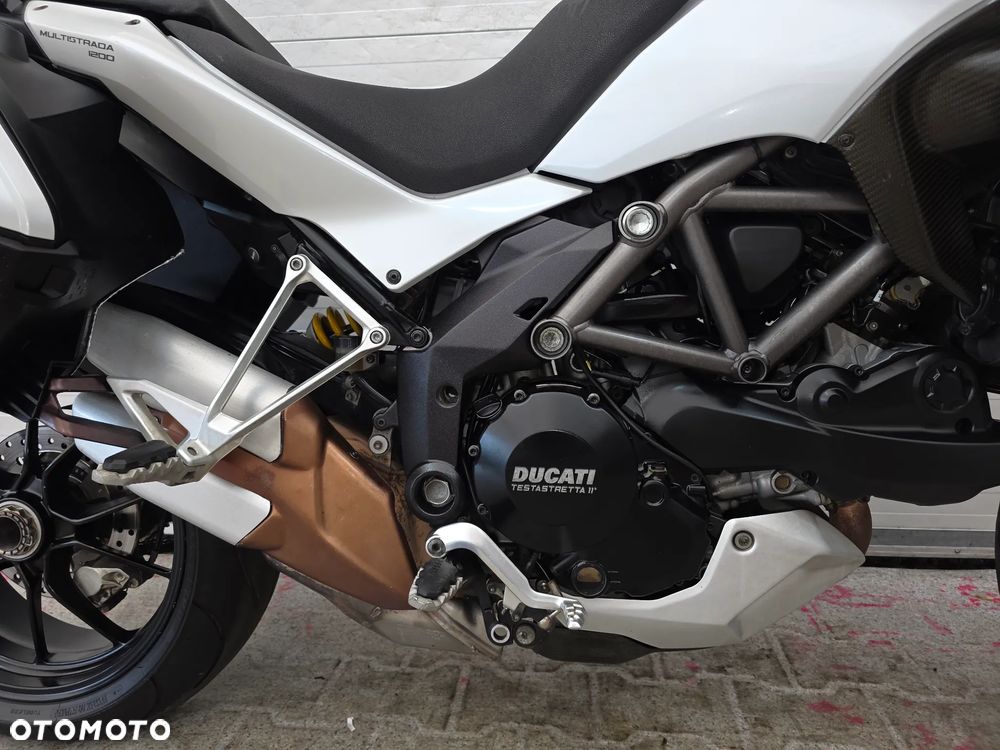 Ducati Multistrada - 12