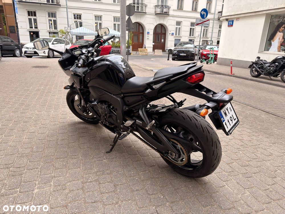 Yamaha FZ8 - 11