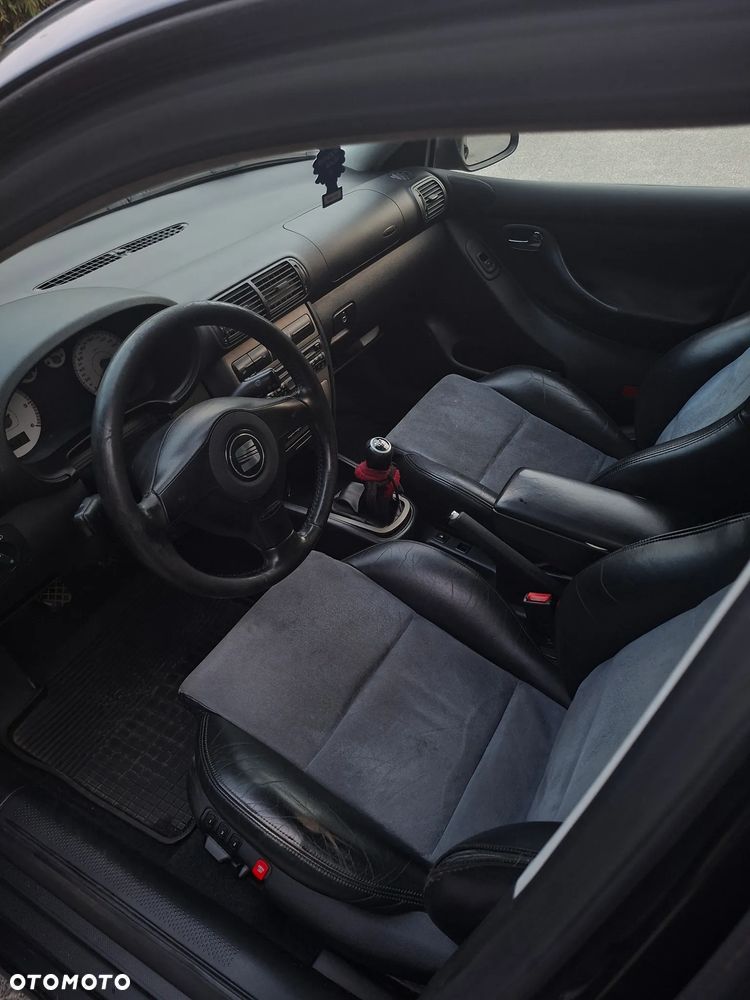 Seat Leon 1.9 TDI 150 Sport - 4