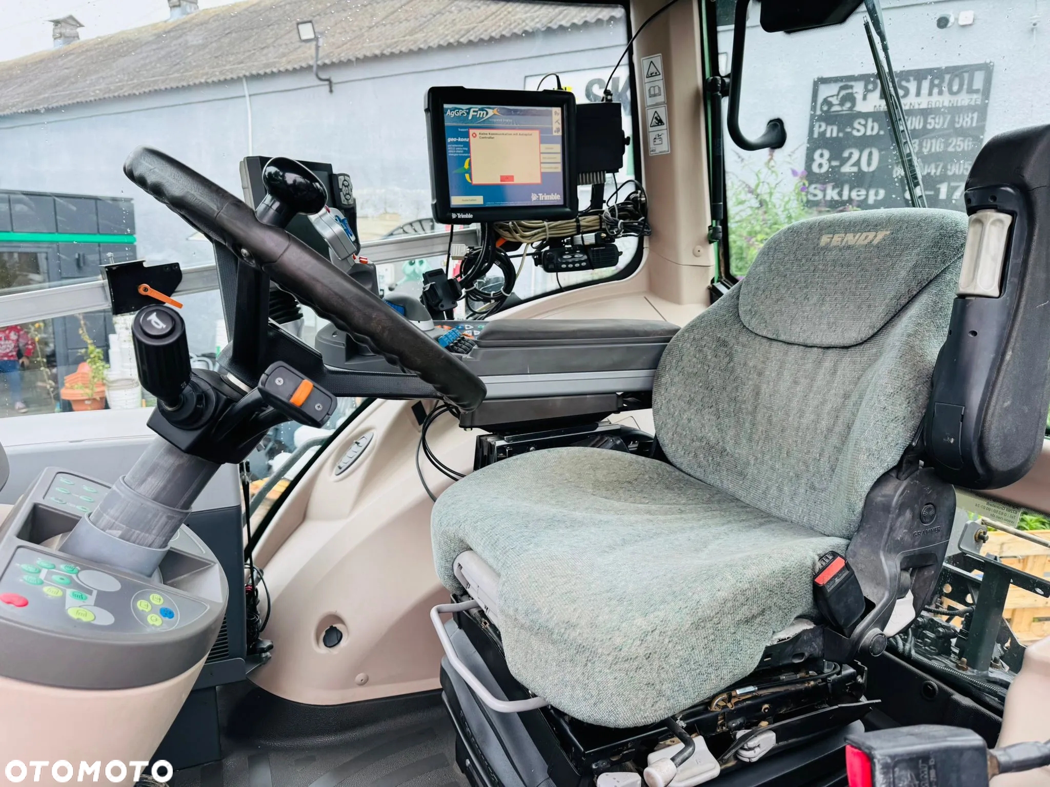 Fendt 828 Vario Profi Plus - 12