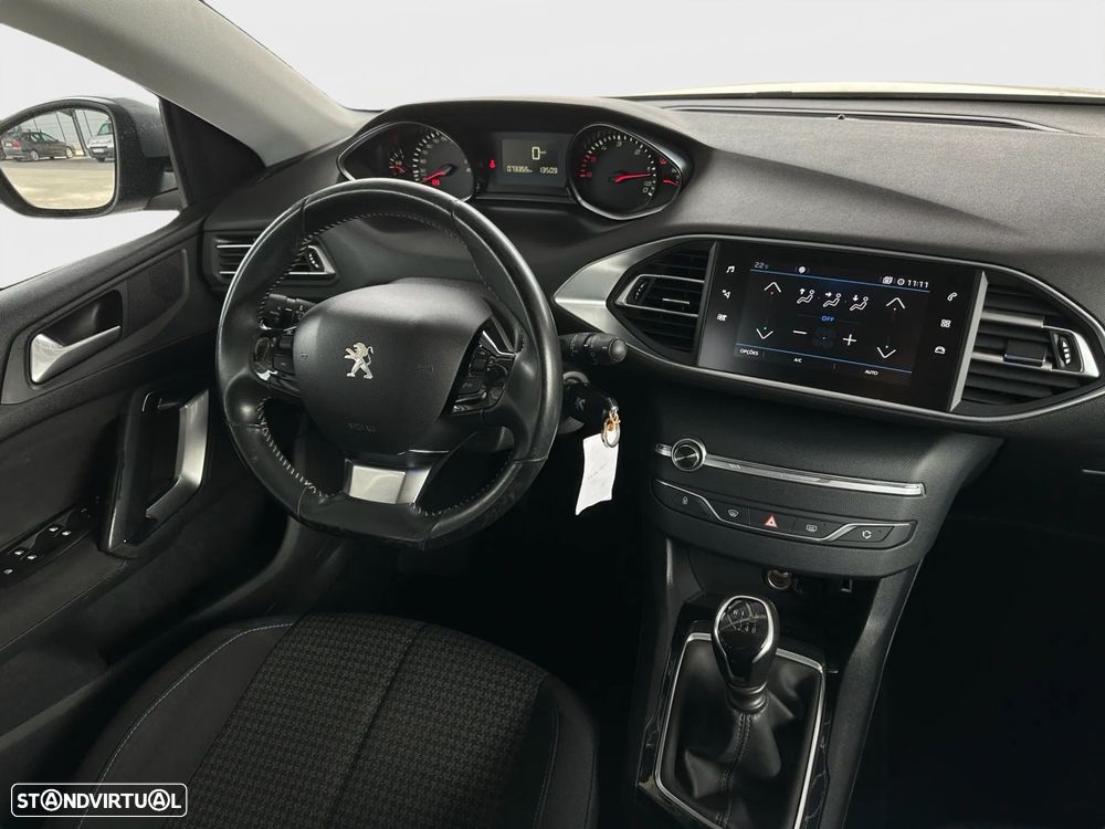 Peugeot 308 SW 1.5 BlueHDi Style - 16