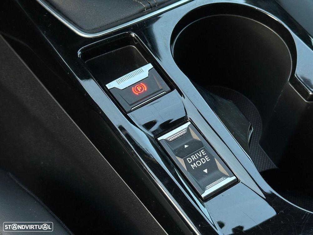 Peugeot 2008 1.2 PureTech Allure Pack - 14