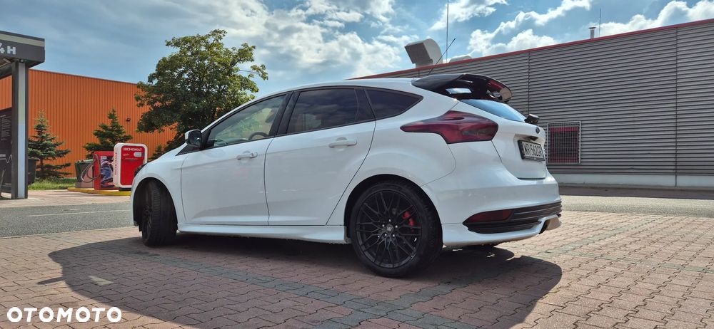 Ford Focus 2.0 EcoBoost ST - 5