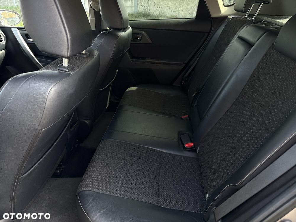Toyota Auris 1.6 Premium Comfort MS - 13