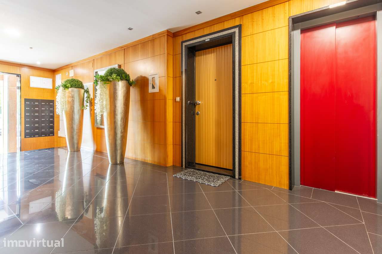 Apartamento T3 no Montijo com Localização Privilegiada - Grande imagem: 3/29