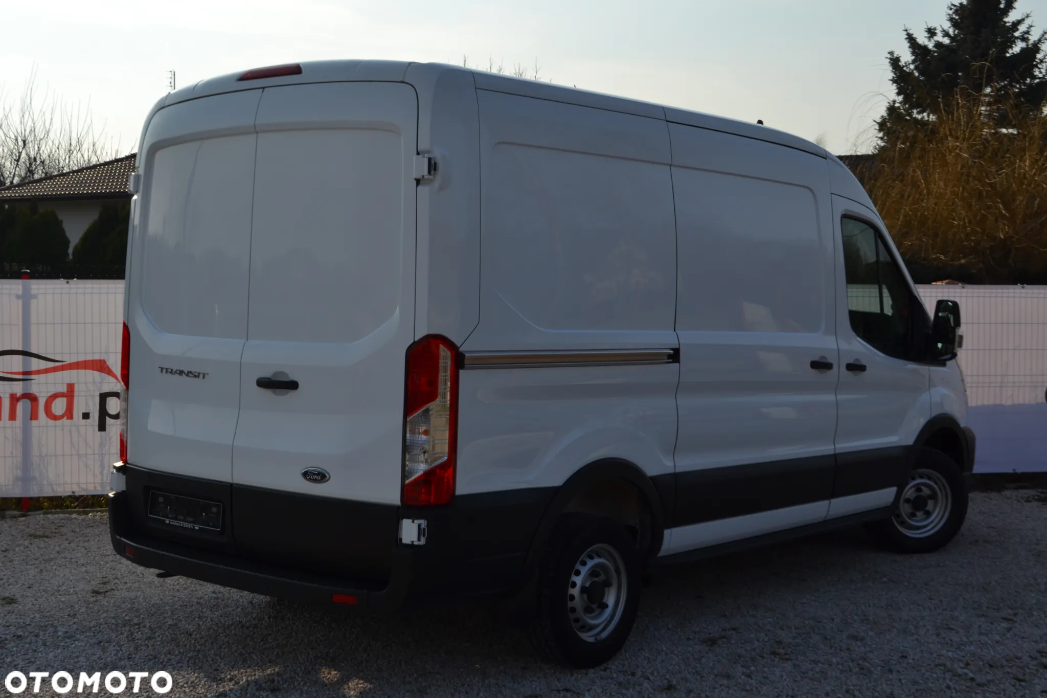 Ford Tranit - 12
