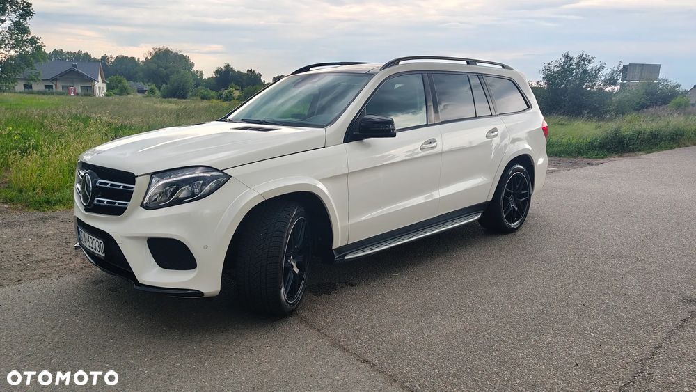 Mercedes-Benz GLS 400 4Matic 9G-TRONIC AMG Line - 2