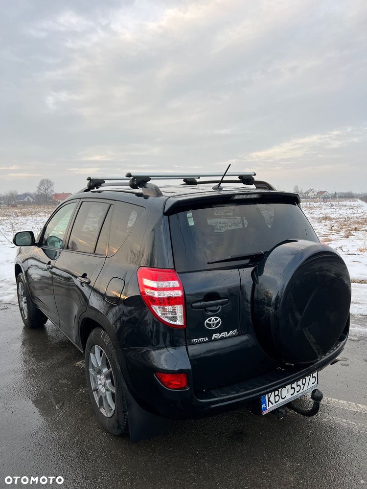 Toyota RAV4 - 10