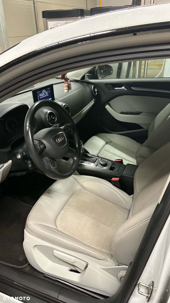 Audi A3 Sportback - 10