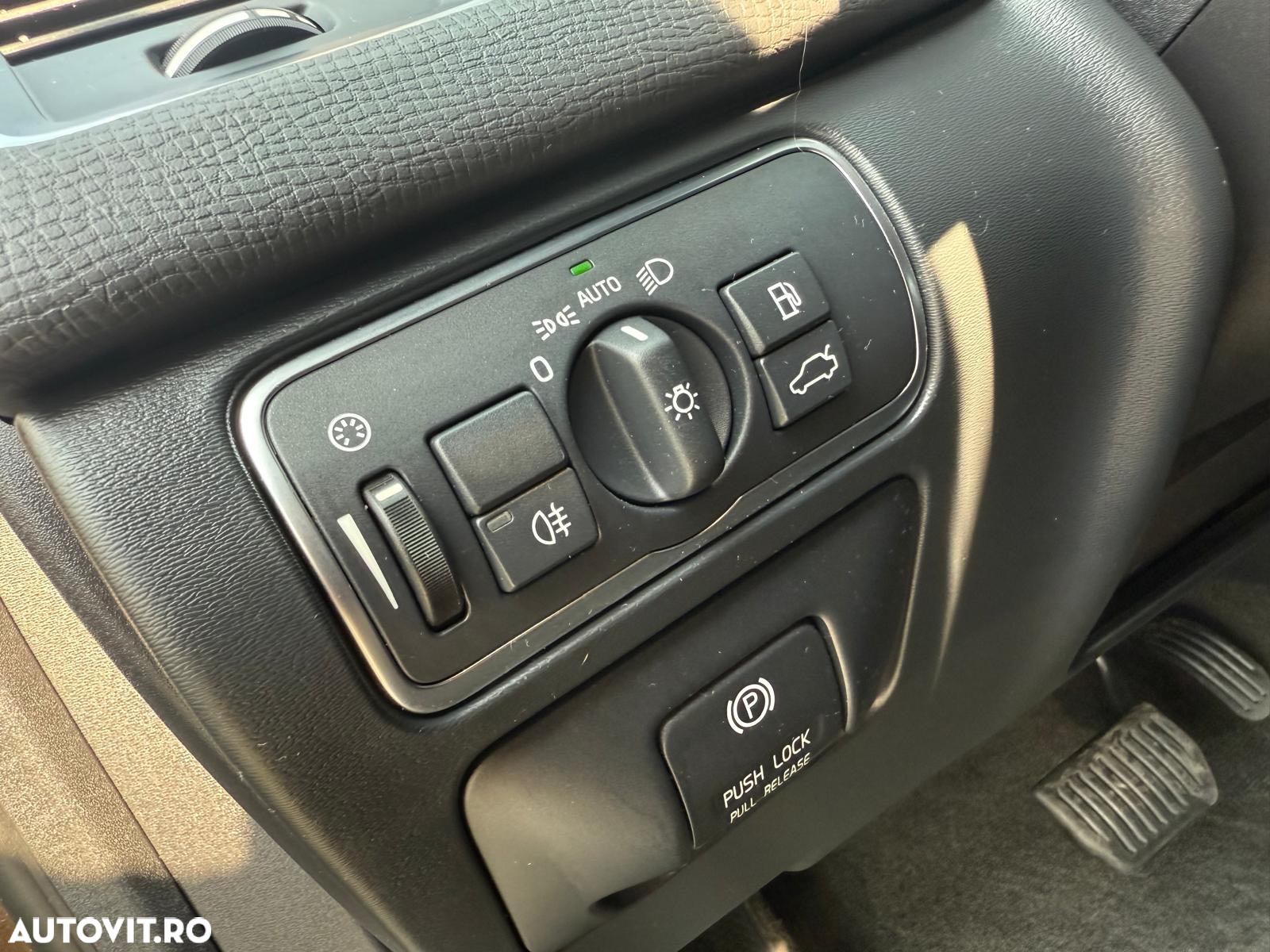 Volvo XC 60 - 23