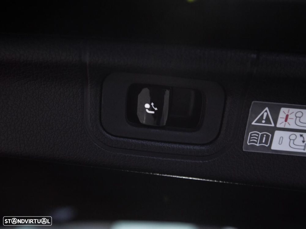 Mercedes-Benz C 300 e 9G-TRONIC Edition AMG Line - 16