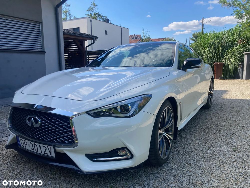 Infiniti Q60 - 2