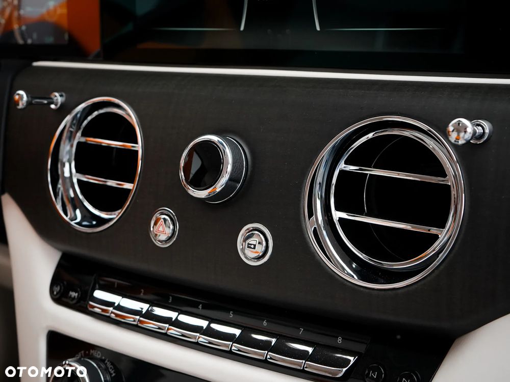 Rolls-Royce Ghost Standard - 30