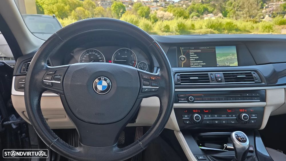 BMW 520 d Luxury Line - 11