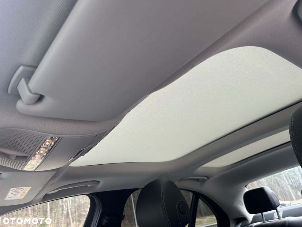 Mercedes-Benz Klasa E 220 d 9G-TRONIC - 9