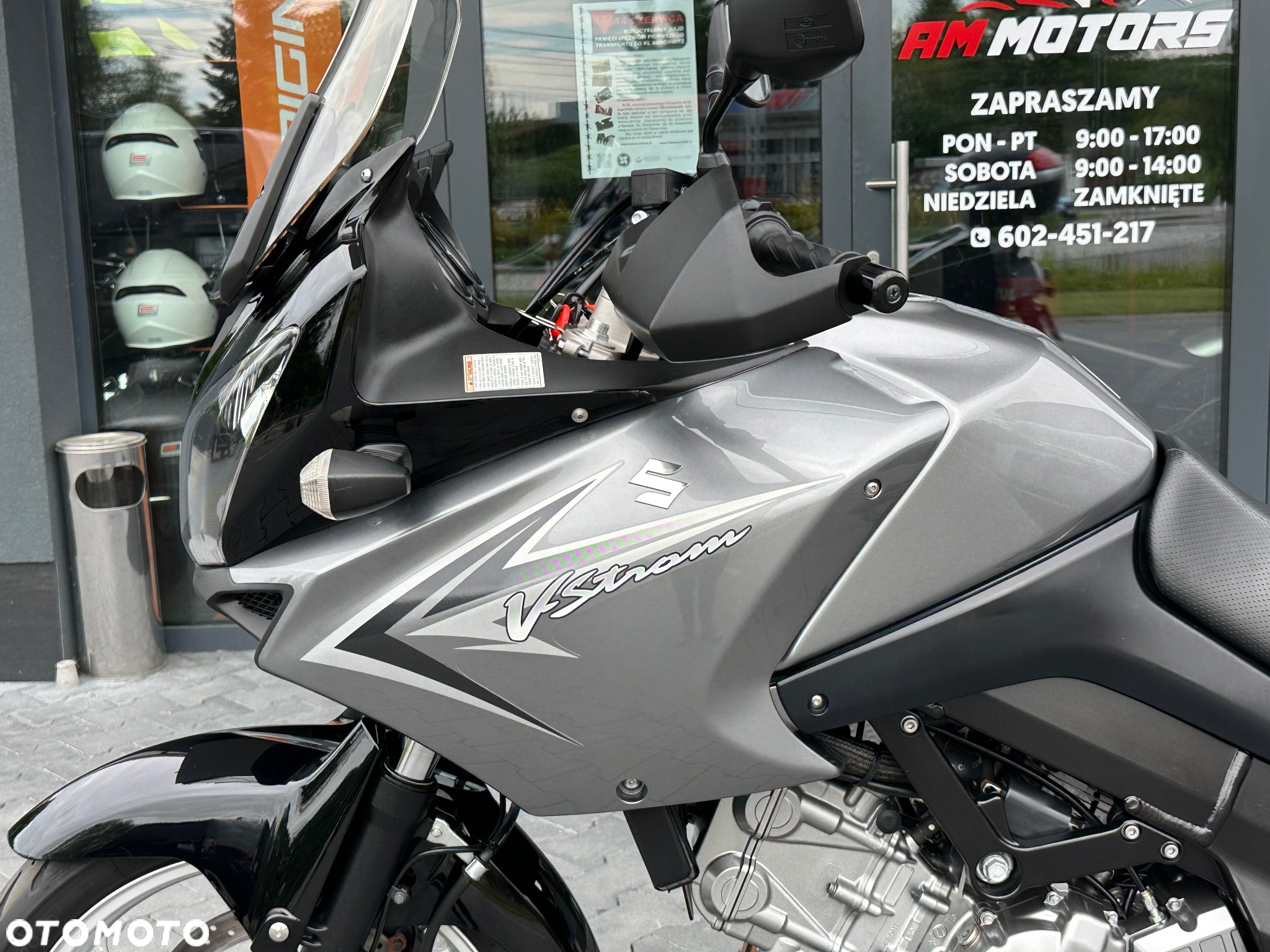 Suzuki V-STROM - 35