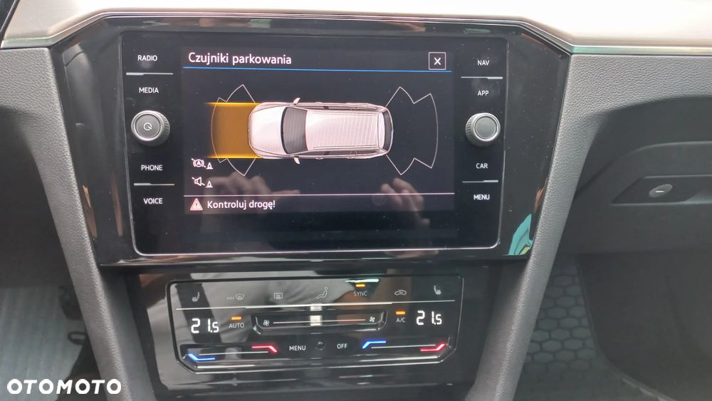 Volkswagen Passat 2.0 TSI Elegance DSG - 23