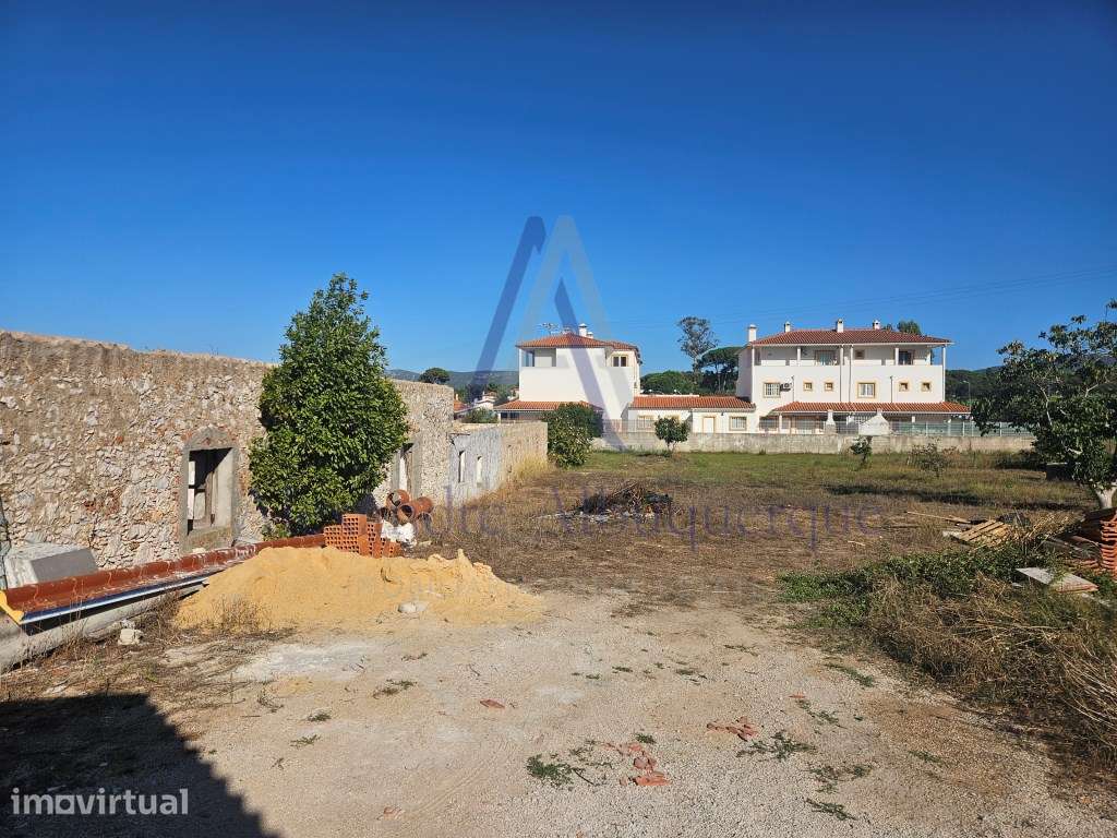 Lote de Terreno para construção 3 de Moradias Isoladas - Maçã Sesimbra - Grande imagem: 5/13