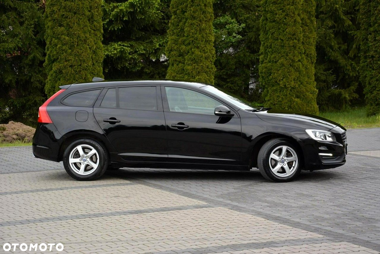 Volvo V60 D4 Geartronic Momentum Pro - 11