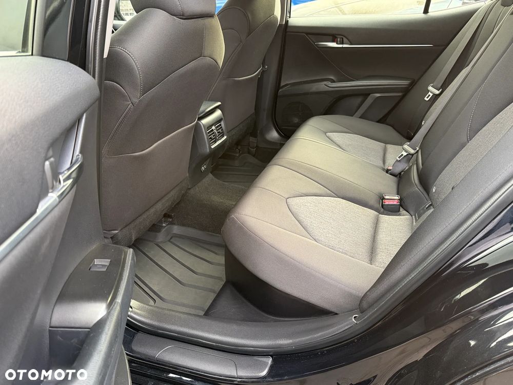 Toyota Camry 2.5 Hybrid Comfort CVT - 16