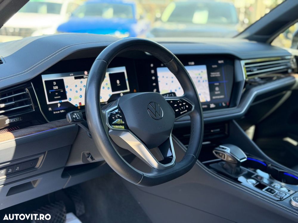 Volkswagen Touareg V6 TDI 4MOTION Elegance - 18