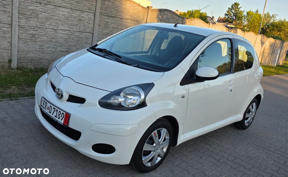 Toyota Aygo - 1