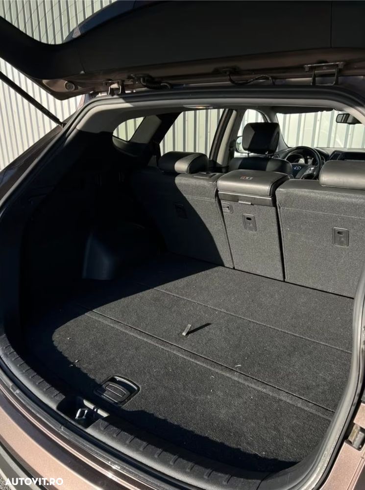 Hyundai Santa Fe - 10