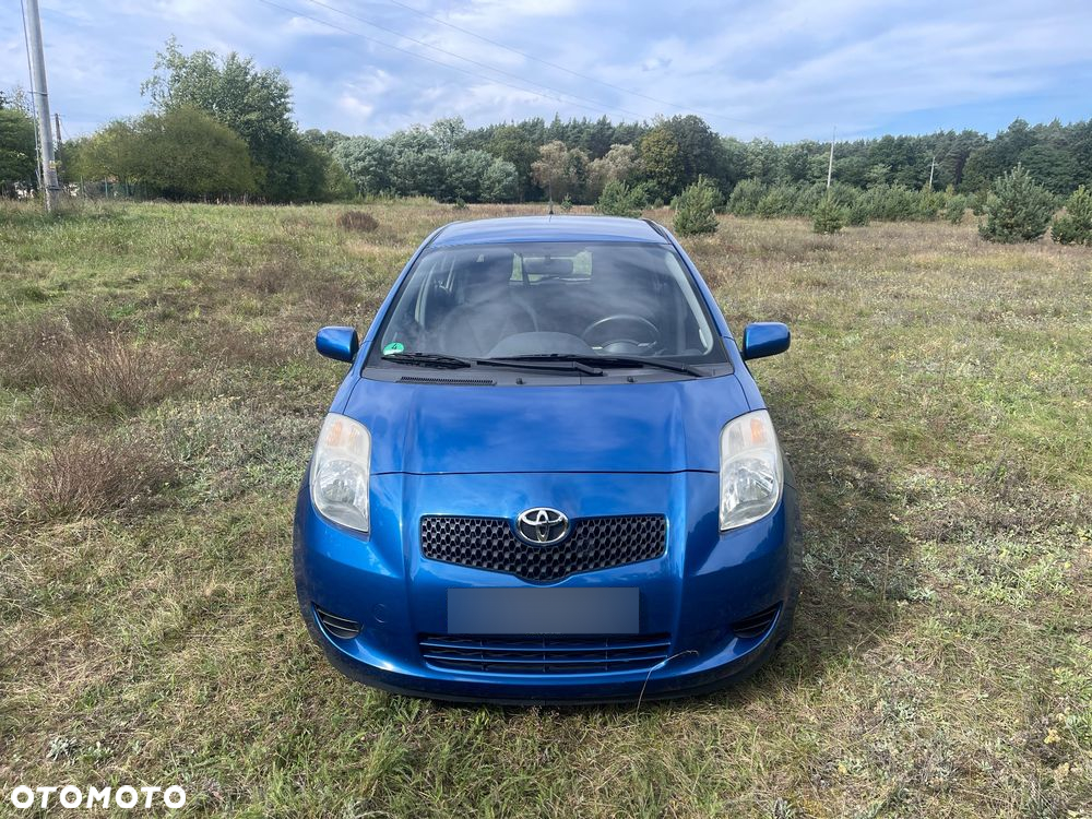 Toyota Yaris 1.3 Sol - 6
