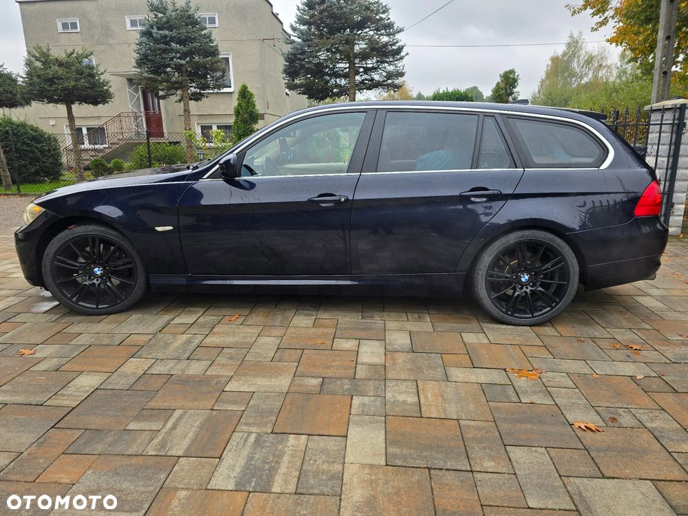BMW 3 Series 2008 photo 2