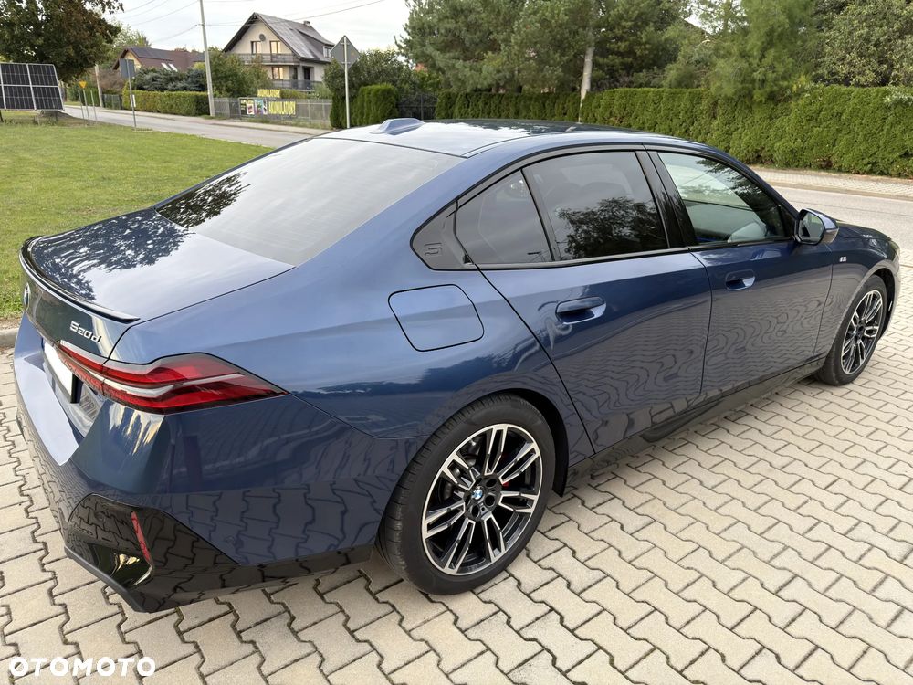 BMW Seria 5 520d xDrive mHEV M Sport - 4