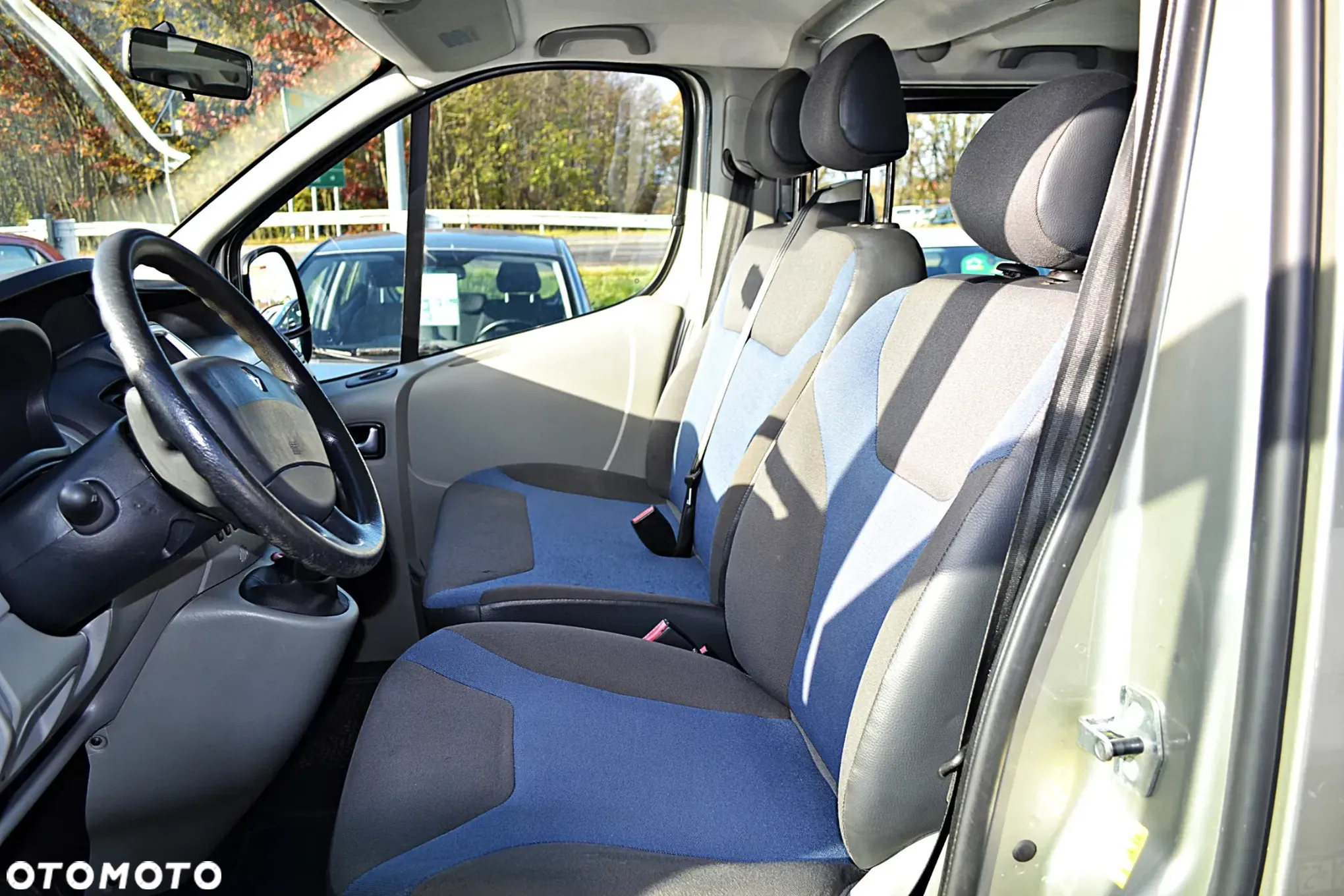 Renault Trafic 2.0 dCi 115 Combi L2H1 - 21