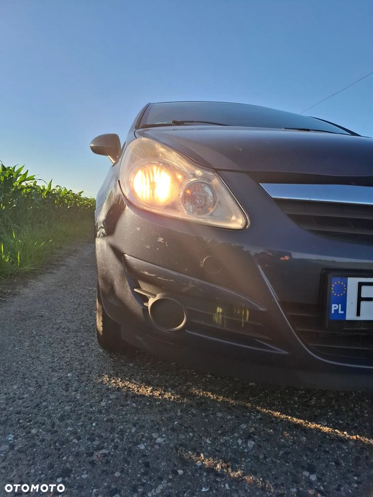 Opel Corsa 1.2 16V Enjoy - 4