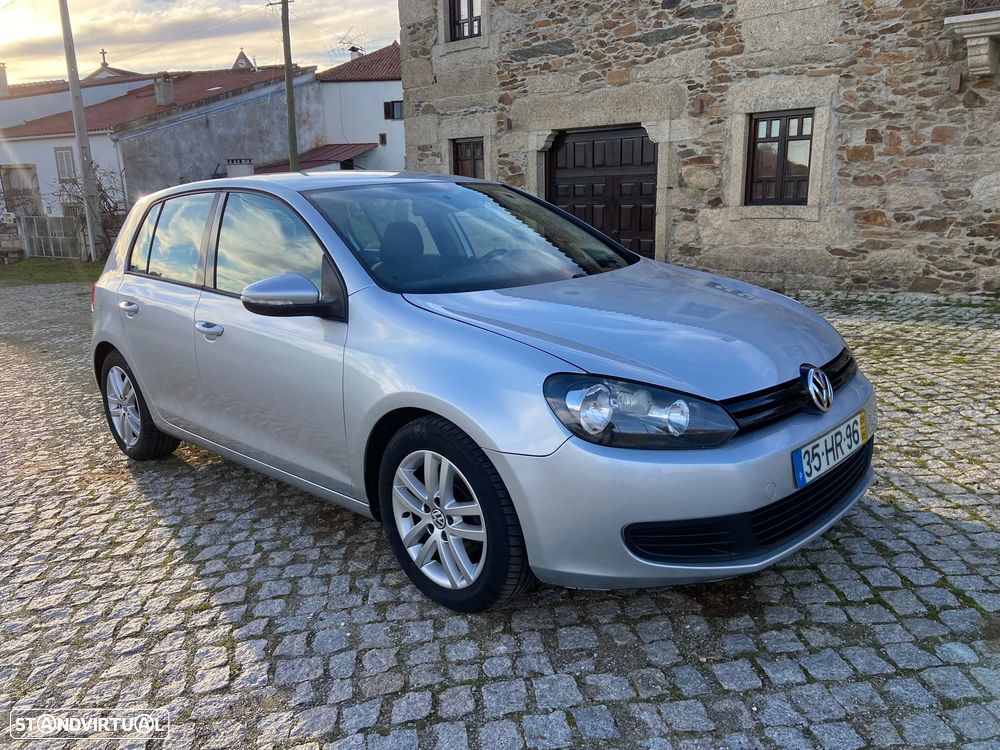 VW Golf 2.0 TDi Confortline - 4