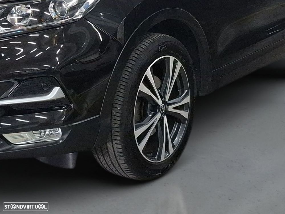 Nissan Qashqai 1.2 DIG-T N-Connecta 18 - 4