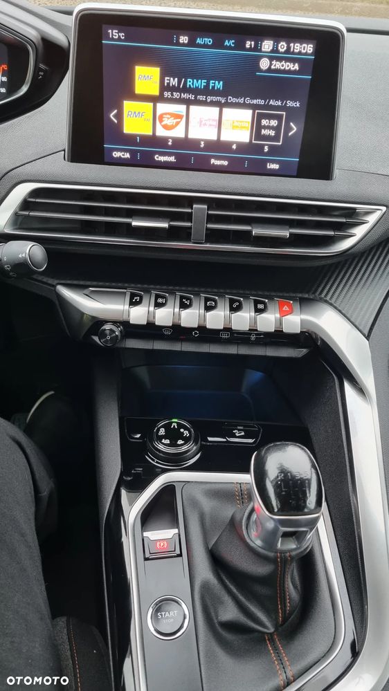 Peugeot 5008 - 19